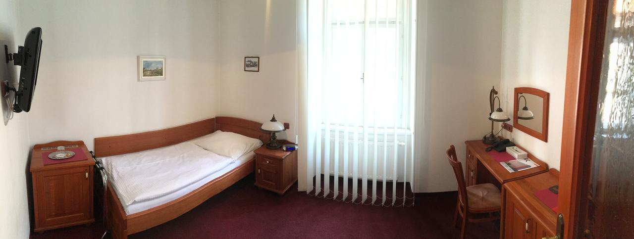 Hotel Pegas Brno Exterior foto