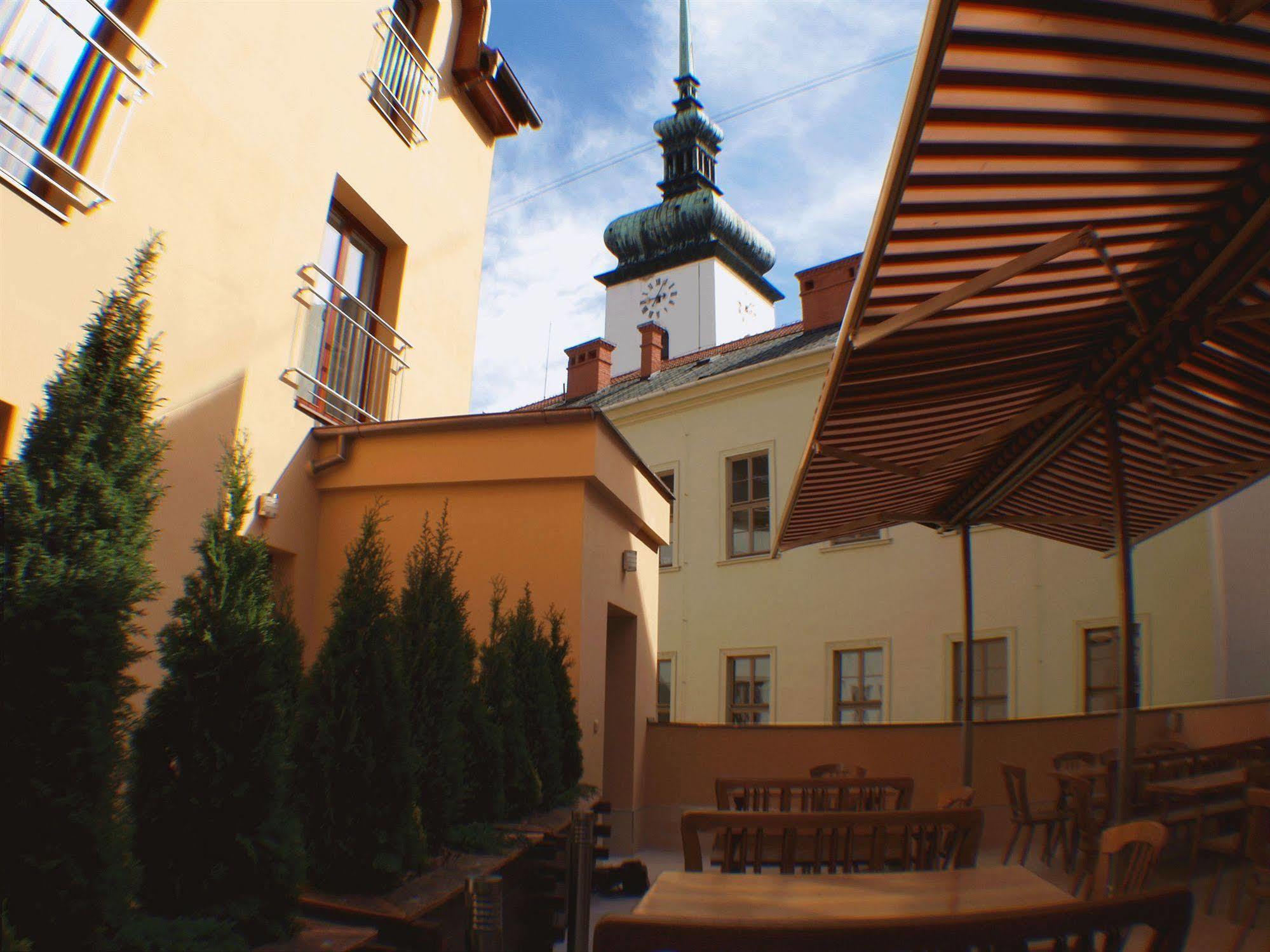 Hotel Pegas Brno Exterior foto